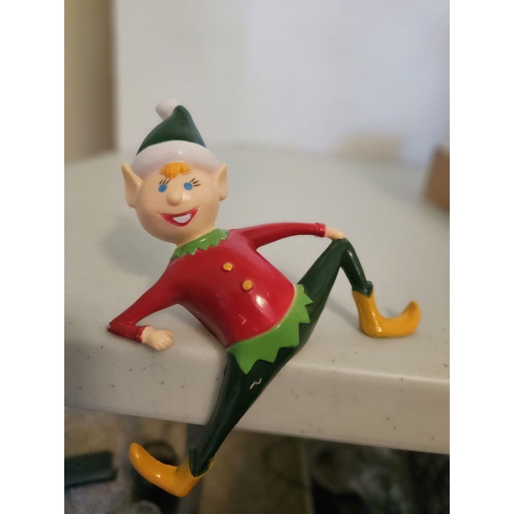 Vintage 1981 Sun Hill Industries Sitting Plastic Christmas Elf Kitschy Decor